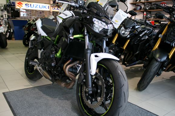 Kawasaki - Z650